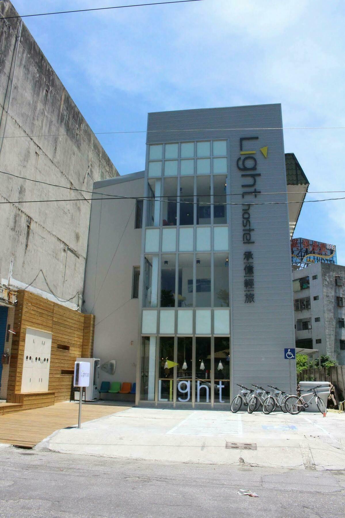 Light Hostel Hualien Exterior foto