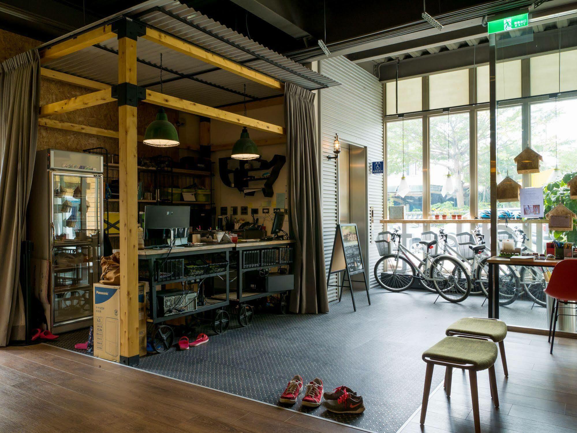Light Hostel Hualien Exterior foto