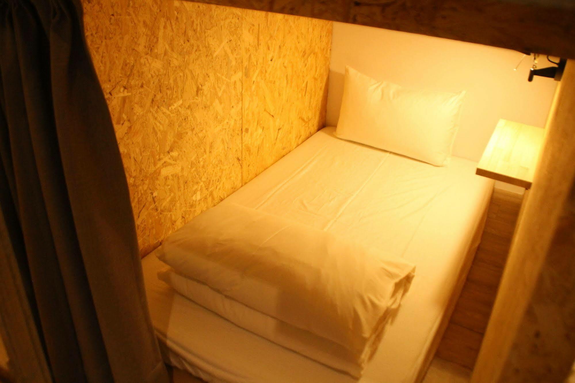 Light Hostel Hualien Exterior foto